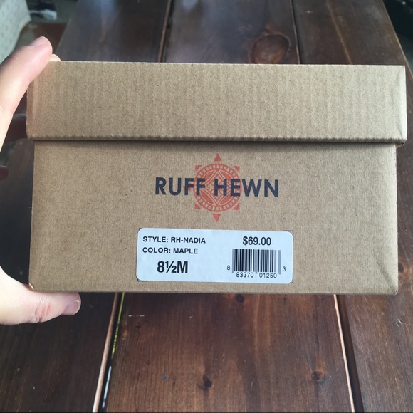 Sandals - Picture 4 of 8